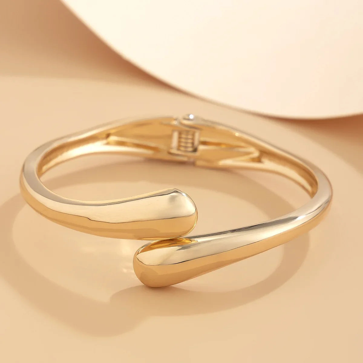 Noble Lustre