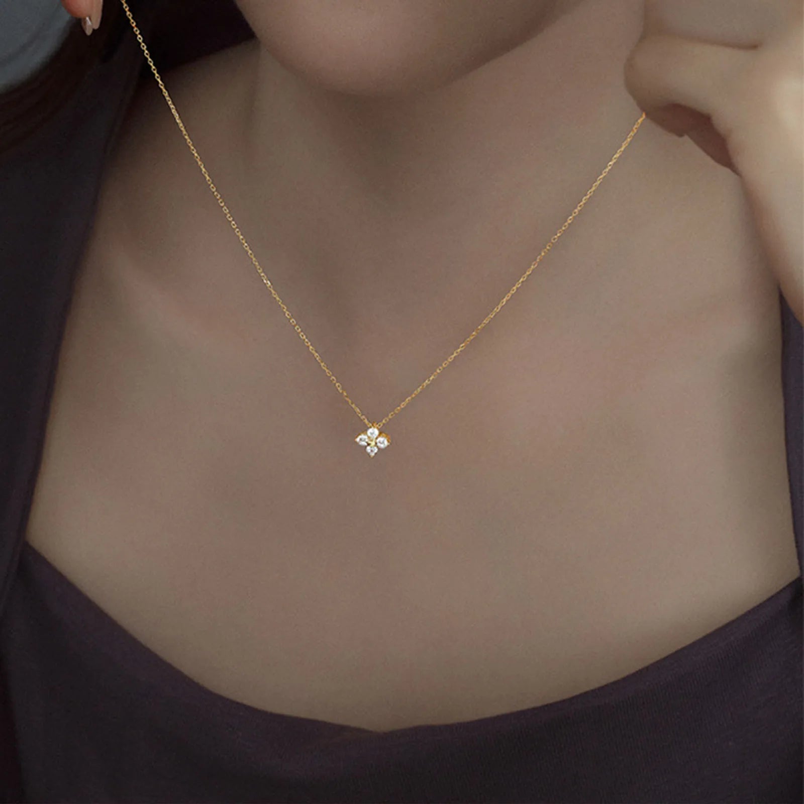 Veloura Gold